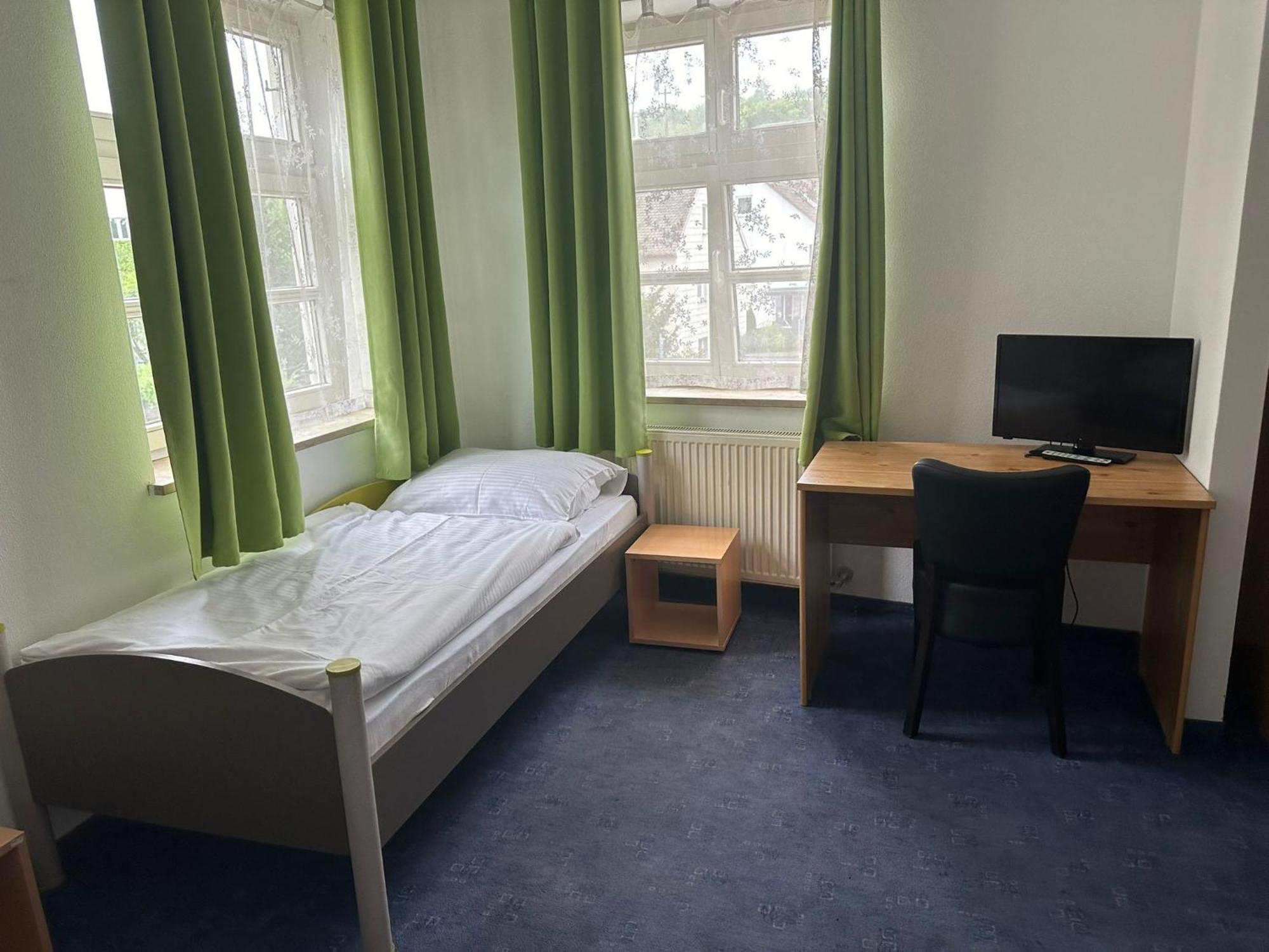 Upper-House Goldener Hirsch Hotel Aystetten Bagian luar foto